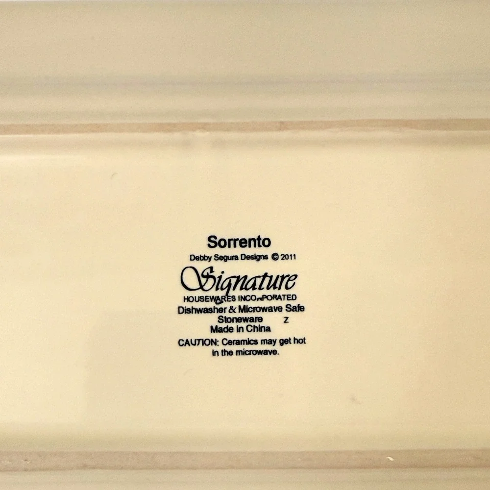 Sorrento Signature Embossed Cream Serving Platters Set 2 11.75" & 8.5" - Picture 6 of 11